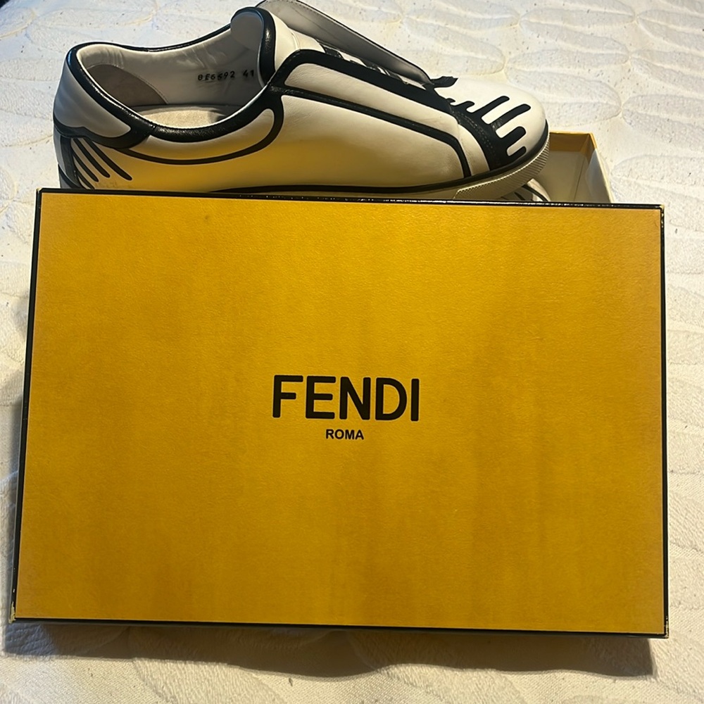 Fendi sneakers size 41